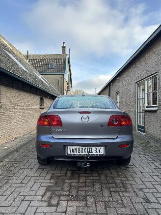 Mazda 3 1.6 Touring picture 5