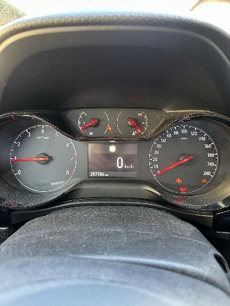 Opel Corsa Opel Corsa 1.5 D Edition picture 17