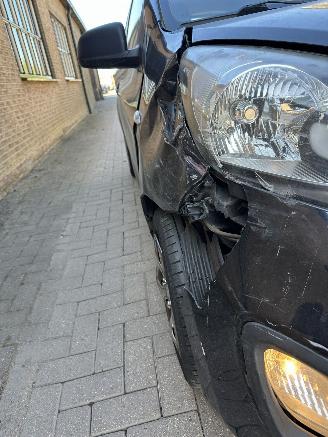 Kia Picanto  picture 16