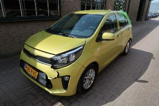Vaurioauto  passenger cars Kia Picanto Kia Picanto 1.0 DPi DynamicLine 2022/1
