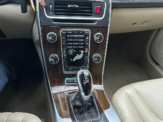 Volvo V-60 2.4 D6 AWD Plug-In Hybrid Summum picture 32