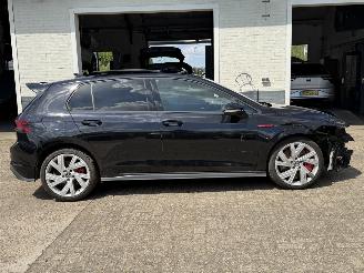 škoda osobní automobily Volkswagen Golf GTI CLUBSPORT 300PK PANO ( SCHROEFSCHADE ) 2023/9