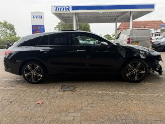 Mercedes Cla-klasse SHOOTING BREAK 250e AMG LINE. PANO | HUD | FULL OPTIONS | SCHROEFSCHADE ! picture 6