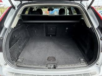 Volvo Xc-60 T4 AUTOMAAT. TREKHAAK | NAVI | KLIMA | LEER | CAMERA | picture 16