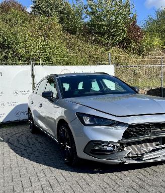 Coche accidentado Seat Leon FR 2022/10