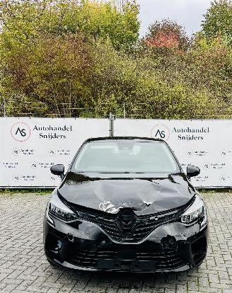 Renault Clio  picture 2