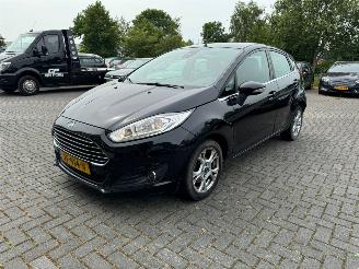 krockskadad bil auto Ford Fiesta 1.0 ecoboost titanium 2013/1