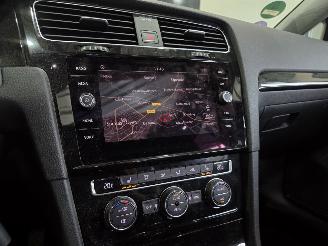 Volkswagen Golf PANO ACC picture 12