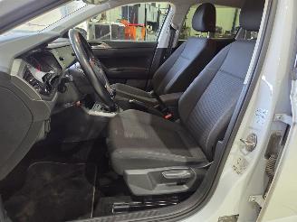 Volkswagen Polo Highline picture 6
