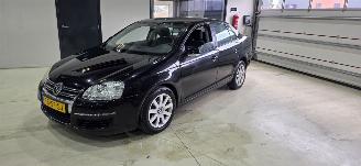 skadebil auto Volkswagen Jetta 1.6 Trendline 2006/1
