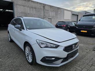 Seat Leon 1.4 eTSI FR Sportstourer Hybride Alcantara Keyless Memory Led Navi Camera Leder 27 gr.! picture 7
