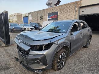 Schadeauto Volkswagen T-Roc 1.5 eTSI LIFE Virtual Keyless Acc Led Camera 85KW/116PK 2026/2