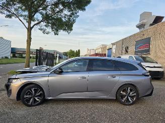 damaged passenger cars Peugeot 308 Allure Automaat Virtual Keyless Camera Navi Led 96KW/131PK 2023/12