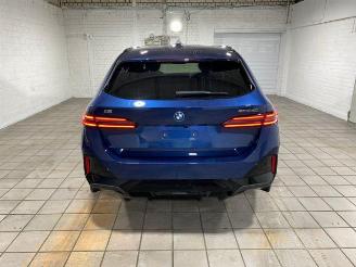 BMW i5 xDrive40 Touring M Sport Pro PANO/HUD/360/B&W picture 10