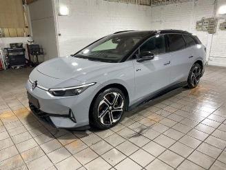 Volkswagen ID.7 Tourer GTX 4Motion PANO/HUD/AHK/360/H&K picture 8