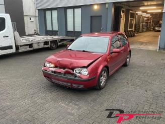 Auto da rottamare Volkswagen Golf Golf IV (1J1), Hatchback, 1997 / 2005 1.6 1999/4