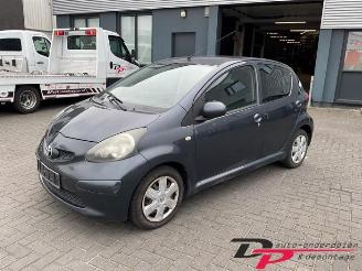 Salvage car Toyota Aygo Aygo (B10), Hatchback, 2005 / 2014 1.0 12V VVT-i 2007/3