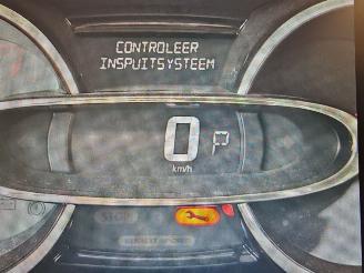 Renault Clio 1.2 GT Sport picture 24