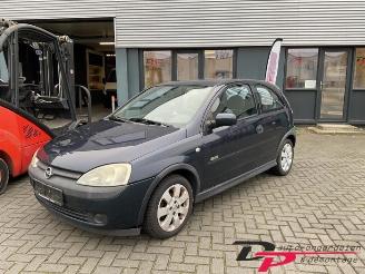 skadebil auto Opel Corsa Corsa C (F08/68), Hatchback, 2000 / 2009 1.2 16V 2001/2