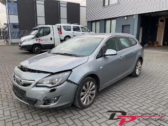 Auto da rottamare Opel Astra Astra J Sports Tourer (PD8/PE8/PF8), Combi, 2010 / 2015 1.4 16V ecoFLEX 2011/7