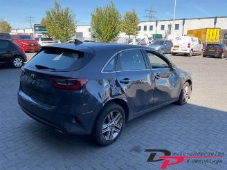 Kia Cee d Ceed (CDB5/CDBB), Hatchback 5-drs, 2018 1.0i T-GDi 12V picture 5
