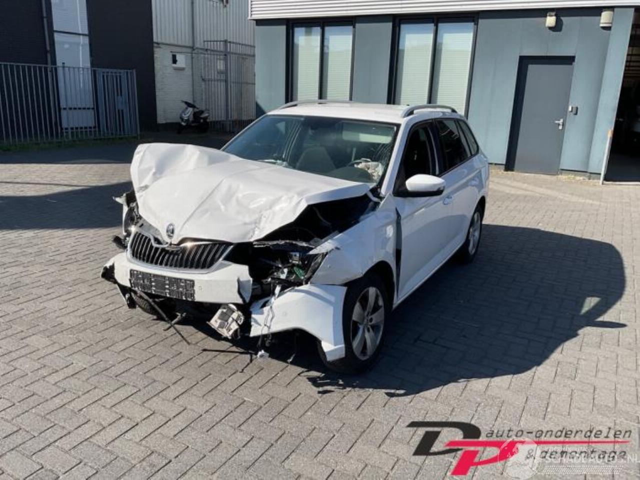 Skoda Fabia Fabia III Combi (NJ5), Combi 5-drs, 2014 / 2022 1.2 TSI 16V Greentech