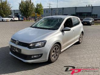rozbiórka samochody osobowe Volkswagen Polo Polo V (6R), Hatchback, 2009 / 2017 1.2 TDI 12V BlueMotion 2013/1