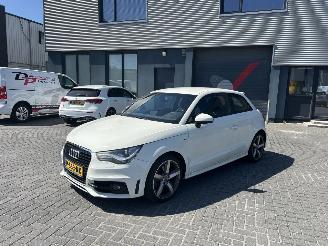 Vaurioauto  passenger cars Audi A1 S-Line , 1.4 Benzine Automaat 2011/11