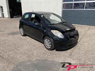 Auto da rottamare Toyota Yaris Yaris II (P9), Hatchback, 2005 / 2014 1.3 16V VVT-i 2007/6