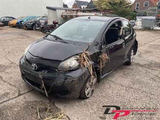 Vrakbiler auto Toyota Aygo Aygo (B10), Hatchback, 2005 / 2014 1.0 12V VVT-i 2011/2