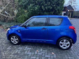 Suzuki Swift 1.3 GLS picture 10