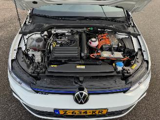 Volkswagen Golf Volkswagen Golf 1.4 GTE Ehybrid 245pk DSG 2021 Wit picture 15