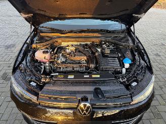 Volkswagen Passat Passat Variant 1.5 eTSI HUD Massage Camera LED 2025 ! picture 20