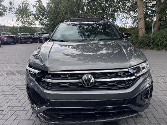 Volkswagen T-Roc Volkswagen T-Roc 1.5 TSI DSG R-Line PANO AHK Camera IQ Lights VOL!! picture 15