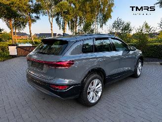 skadebil auto Audi Q6 Audi Q6 e-tron performance 225 kW Passenger Display ! 2025/10