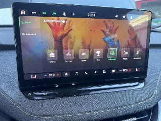 Skoda Elroq Elroq 85 Loft 82kWh ATrekhaak Camera Ambiance VOL! picture 9
