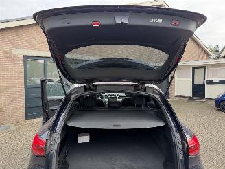 Mercedes GLC GLC 300 e 4Matic AMG PANORAMA MASSAGE HUD AMBIANCE VOLL picture 14