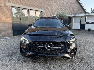 Mercedes Cla-klasse CLA 180 Shooting Brake PANORAMADAK Ambiance Trekhaak VOLLL picture 28