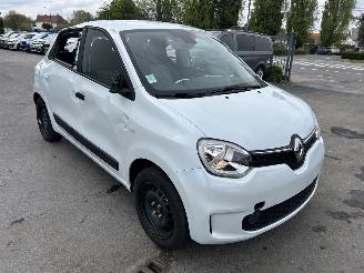 Unfallwagen Renault Twingo E-TECH 21KWH 2024/2