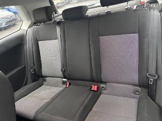 Volkswagen Golf  picture 7