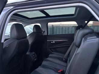 Peugeot 5008 7 seats picture 11