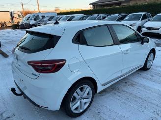 Voiture accidenté Renault Clio E TECH HYBRID 2022/1