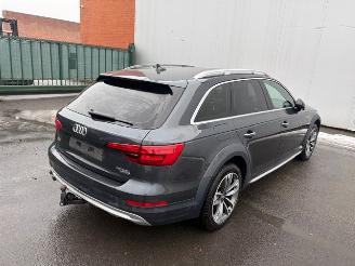 Schadeauto Audi A4 allroad  2016/6
