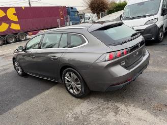 krockskadad bil auto Peugeot 508  2020/6
