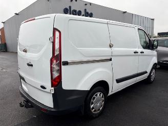 krockskadad bil bedrijf Ford Transit Custom  2016/10