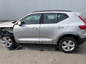 Volvo XC40  picture 3
