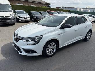 skadebil auto Renault Mégane  2020/1