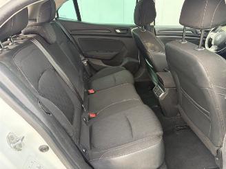 Renault Mégane PRECEDURE POUR LA FRANCE picture 6