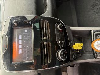 Renault Clio  picture 7