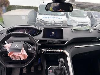 Peugeot 5008 7 SEATS picture 5